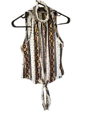 Discreet Geometric Tie Front Tank Top Small